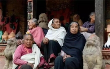 尼泊尔“一妻多夫制” 家族兄弟同娶一个妻子 谁才是一家之主