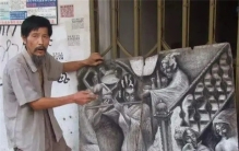 江西拾荒老人专注绘画40年，妻子绝望携子离开，专家：画得一般