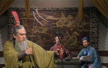 三国第一武将你以为是吕布 是关羽瞧不起的人黄忠