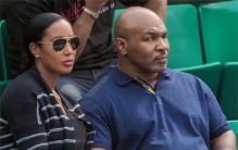 拳王泰森荒唐情史：因侵犯罪入狱，为减刑又与中年女狱警夜夜幽会