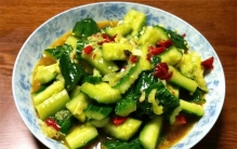 杭州大伯吃了半盘黄瓜休克 这种吃法死亡率极高