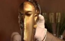 世界最贵的矿泉水：仅750毫升价值6万美金(水中掺金粉)