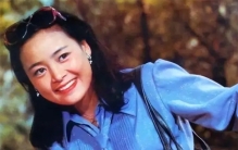 她曾是80年代内地一姐力压刘晓庆和陈冲成为第一女神