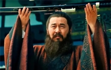 曹操一生五大错：错睡1人，错杀1人，错留1人，错信1人，错放1人