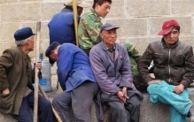 专家称促进老年人再就业，释放人口红利，网友：我要帮爷爷找工作