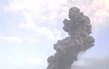 日本这座从海底长出来的火山又喷发了，百年前曾经喷出30亿吨熔岩