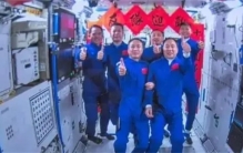 值3.5亿！天舟五号6月入大气层销毁，为何不回收？神十七10月发射