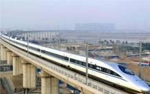 赤峰与通辽对比(赤峰通辽哪个发展的好)