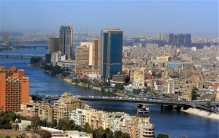 位于三大洲交界处的国家：埃及（海上交通要塞）