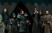 蒙恬死前说了2句话，如今成千古名言，曹操失意时必读一次