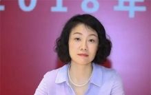 中国最贵女秘书朱旭 年薪849万 年终奖1000万 48岁至今未婚