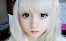 世界上最白的人，萝莉女王维纳斯·巴勒莫(因病化身宅男女神) ...