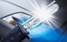 世界上功率最大的灯泡，功率可达几十千瓦/人称小太阳/可亮瞎双眼 ...