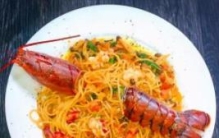世界最贵的面条：一碗价值13356元(加入两磅龙虾肉)