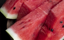 夏天8大解暑美食排行榜，西瓜为什么永远位列榜首？