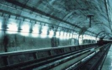 世界上最长的海底隧道：贯穿日本津轻海峡(全长54公里)