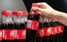 世界上最畅销的饮料：几乎每个人都喝过（可口可乐）
