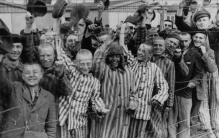 二战最残酷的集中营「二战最可怕集中营35种死法摄影师记录纳粹手下囚犯们真实生活」