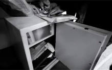 杭州的灭门惨案 凶手只放过了15岁女孩（灭门惨案却留一人）