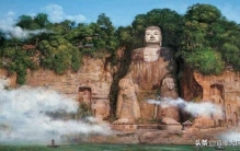 乐山大佛的胸口发现惊人秘密揭晓千年传说,四川乐山大佛胸口的秘密