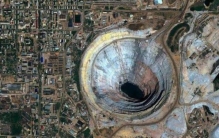 苏联为什么挖穿地球挖到一半突然不挖了呢,为什么苏联结束了挖穿地球的计划