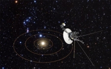 人类或被困在太阳系  旅行者2号飞了40多年  遭遇49427℃“火墙”