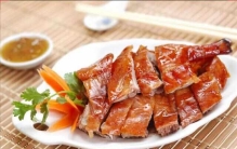 去北京必吃的八大美食：贵妃鸡上榜，北京烤鸭排第一位