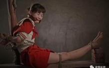 军统女特务审讯时打犯人很多耳光「抗日战争女特工被用刑」