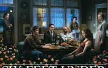 hbo大尺度美剧推荐，充斥着血与情爱(不敢推荐)