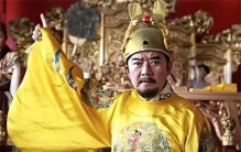 明朝26皇子不准进京，清朝皇子却不许离京，各有利弊，一目了然