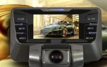 新手车主看过来，超实用的车载装备有哪些？