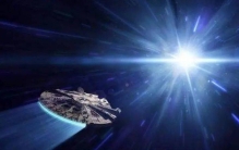 如果你以光速离开地球，一分钟后返回地球，还能见到你家人吗？