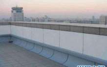 女儿墙：一种不仅仅好听而且特别实用的建筑，你知道吗？