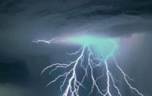 科学家发现被雷电击中的人都有一个共同的秘密,被雷电击中会不会有超能力