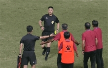 掌掴主裁者段鑫致歉 让中国足球蒙羞