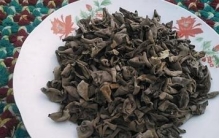 木耳泡一晚还能吃吗(木耳煮几分钟)