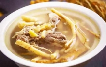 广东最受欢迎的十大靓汤，五指毛桃猪骨汤排第一