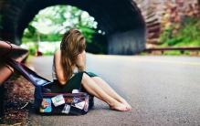 世界最小的国家，只有32个女人，人均收入53万，却渴望中国原谅！