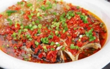 湖南十大经典名菜：麻辣子鸡入榜，剁椒鱼头夺冠