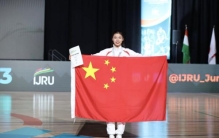 快到看不见！中国选手再破跳绳世界纪录