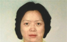 2000年福建一全球女通缉犯去世 160辆林肯千人为李婉华送行