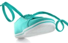 困扰所有人的未解之谜！为什么你的鞋带总是松开？专家告诉你原因