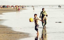 世界上最小的猴子降生，两只小指猴（没有人一根拇指长）