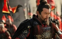 享尽荣华富贵的秦桧，为何在受封为异姓王的当夜气得病发身亡？