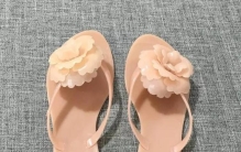 拖鞋为什么散发一股臭味怎么处理,拖鞋为什么发出恶臭