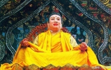 弥勒佛祖和如来谁大,西天三大佛祖分别是谁