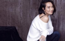 朱丹周一围感情好吗?