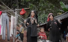 阿卡族部落：男主内女主外，男性地位崇高却被称为社会的失败产物