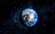 地球还能飘在太空中，为何它不向下坠落？（地球悬浮）