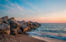 北海一浴场突发不明鱼类伤人事件 夏游注意哪些安全事项